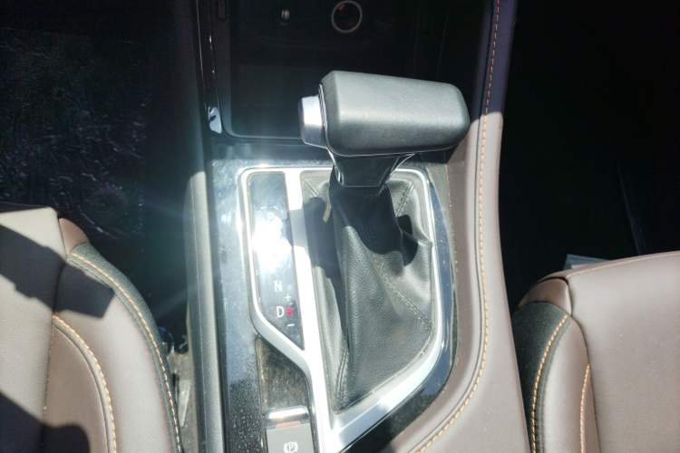 Used CHANGAN CS35PLUS 2019 1.6L Automatic Changlian Edition Gear Lever
