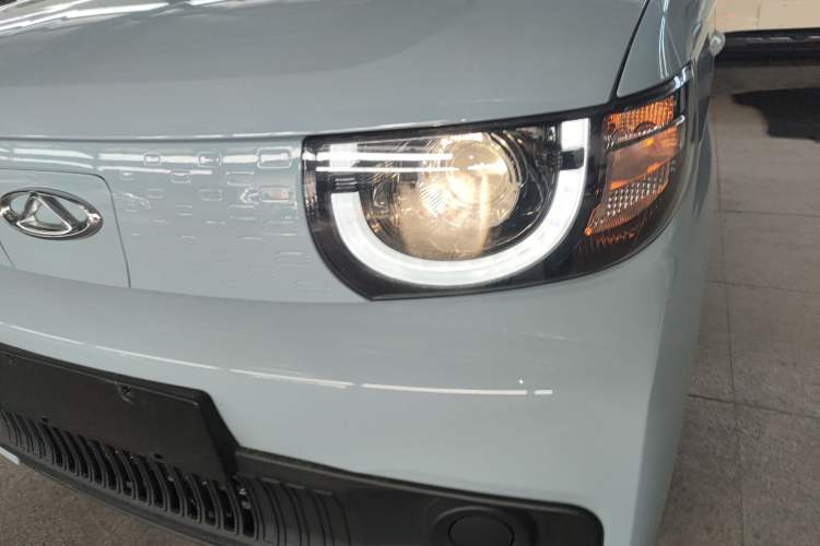Used Chery QQ Ice Cream 2022 170km Sundae Phosphate Lithium-Ion Left Front Headlight