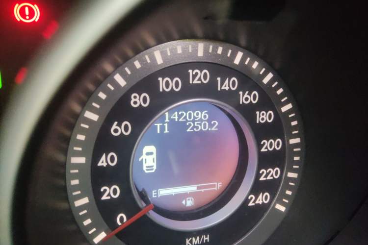 Used Bestune X80 2015 2.0L Automatic Comfort Anniversary Edition
