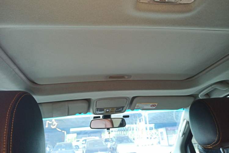 Used JMC Yusheng S350 2016 2.0T Automatic All-Wheel Drive Gasoline Ultra-Luxury 5-Seater
