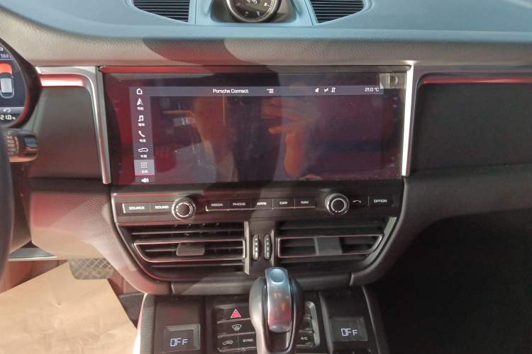 Used Porsche Macan 2018 Macan 2.0T Audio And AC Panel