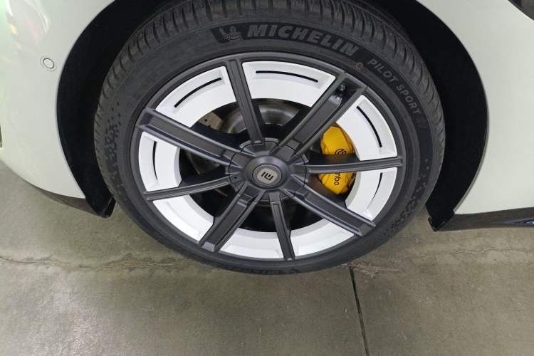 Used Xiaomi Auto SU7 2024 Rear-Drive Ultra-Long Range Advanced Pro-Level Intelligent Driving Version