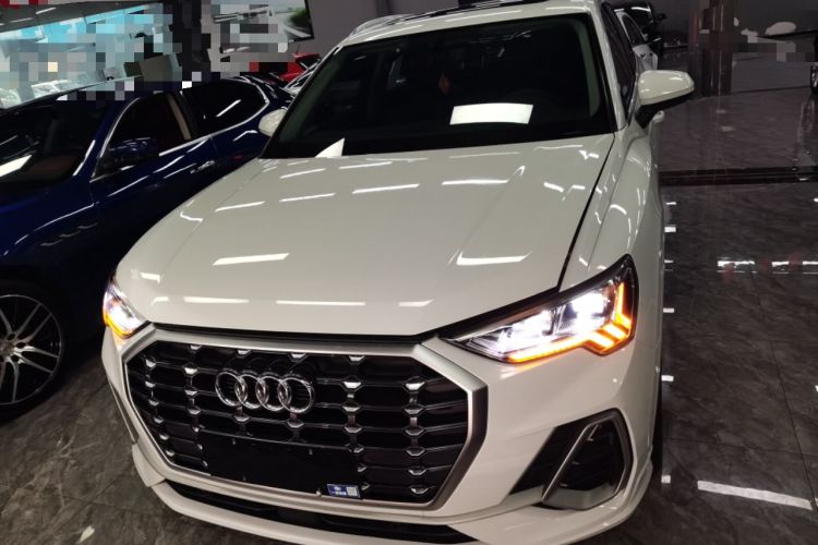 Used Audi Q3 2022 35 TFSI Progressive Dynamic Edition
