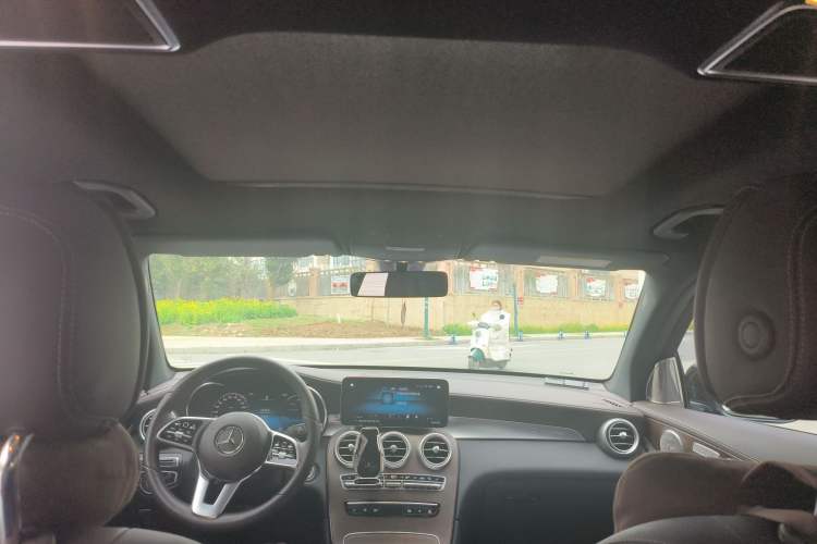 Used Mercedes-Benz GLC 2022 Second Facelift GLC 260 L 4MATIC Luxury Edition
