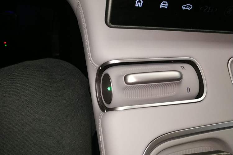 Used Nio EC6 2024 75 kWh
