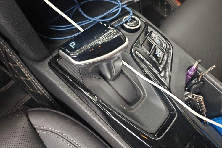 Used Hyundai ix35 2021 2.0L Automatic 2WD GLS Leading Edition Gear Lever