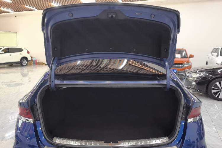 Used Hyundai Lafesta 2019 280TGDi Sport Edition China V Standard Trunk