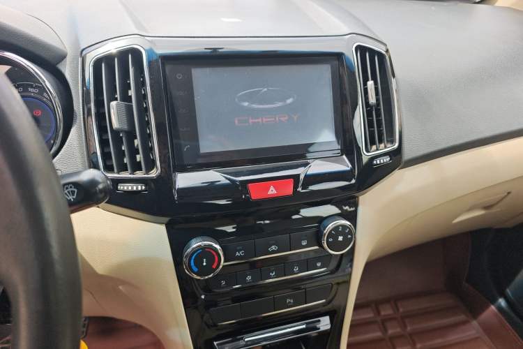 Used Chery E3 2015 1.5L Manual ZhiShang Model Audio And AC Panel