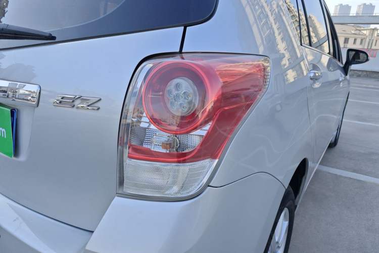 Used Toyota Verso 2014 Starlight 180E CVT Elite Edition
