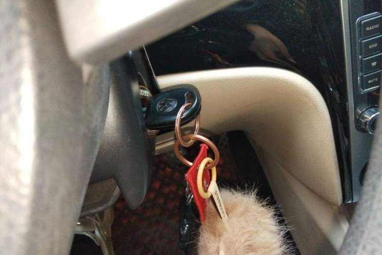 Used Volkswagen Lavida 2013 Classic 1.6L Manual Fashion Edition