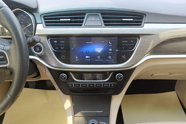 Used Geely Auto Emgrand 2017 Sedan Million Edition 1.5L Manual Luxury Model