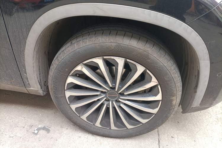 Used EXEED Lingyun 2021 290T Four-Wheel Drive Star Prestige Edition Right Front Wheel Hub