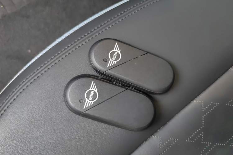 Used MINI Electric MINI COOPER 2024 452km COOPER SE Artist