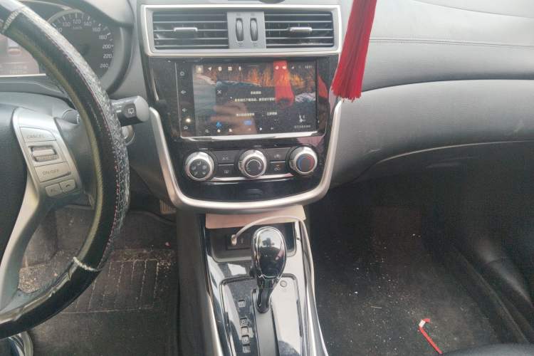 Used Nissan Tiida 2021 1.6L CVT Smart Drive Edition Audio And AC Panel