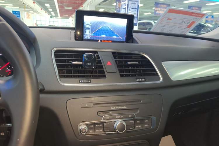Used Audi Q3 2015 35 TFSI Comfort Model