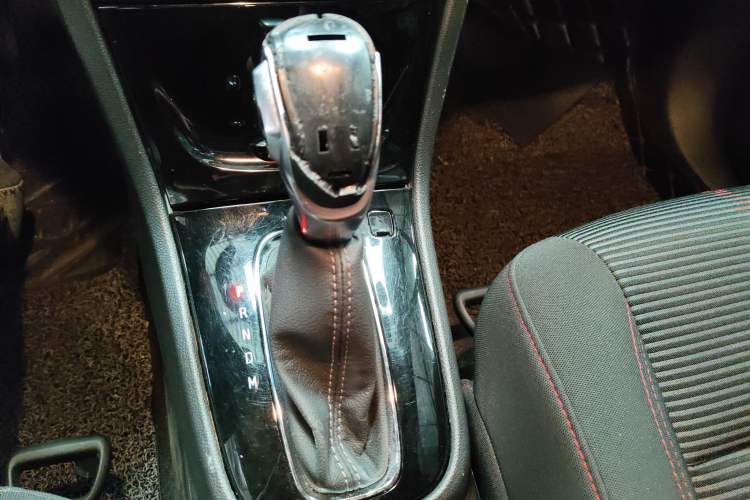 Used Buick Encore 2016 18T Automatic Two-Wheel Drive Urban Fashion Model