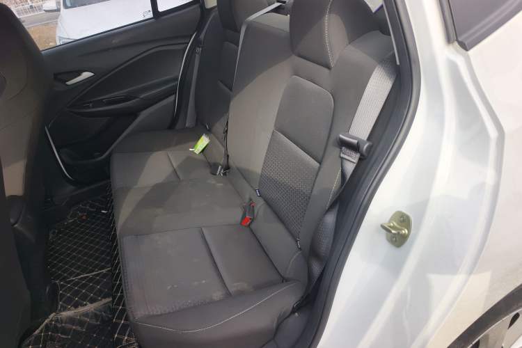 Used Chevrolet Cavalier 2022 325T Automatic Enjoyment Edition