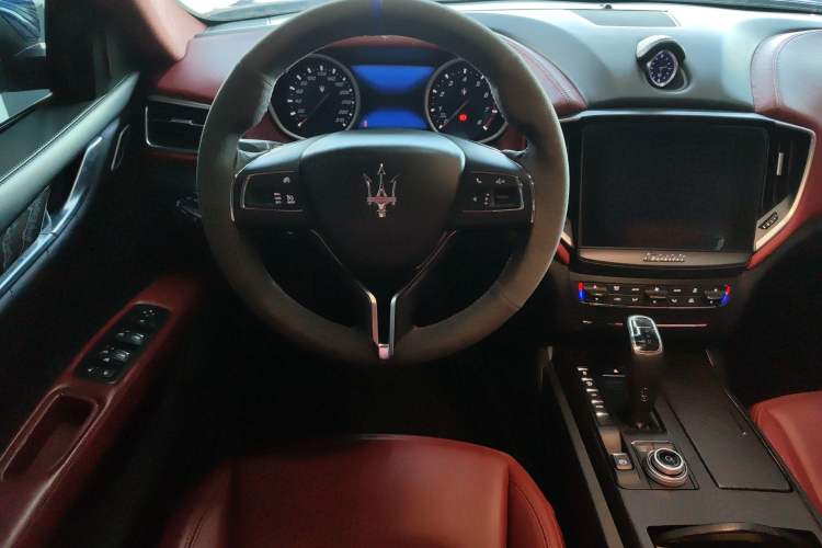 Used Maserati Ghibli 2019 3.0T Luxury Edition China VI Standard
