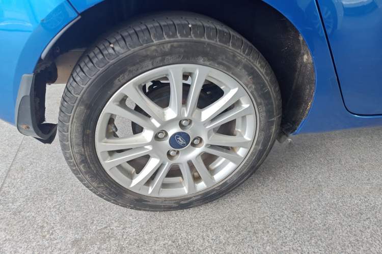 Used Ford Fiesta 2013 Hatchback 1.5L Automatic Fashion Edition