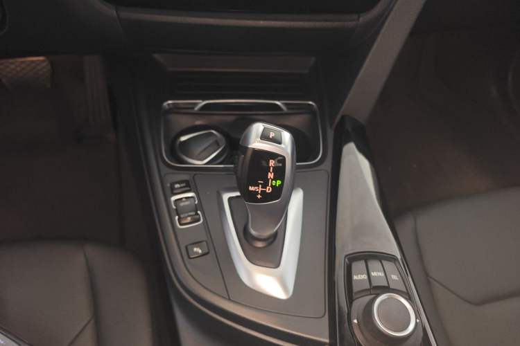 Used BMW 3 Series 2017 318i Fashion Model