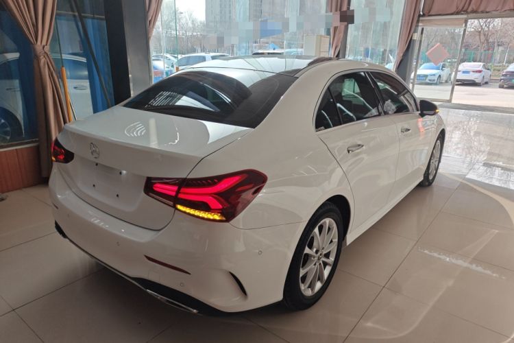 Used Mercedes-Benz A-Class 2021 A 200 L Sport Sedan Fashion Model
