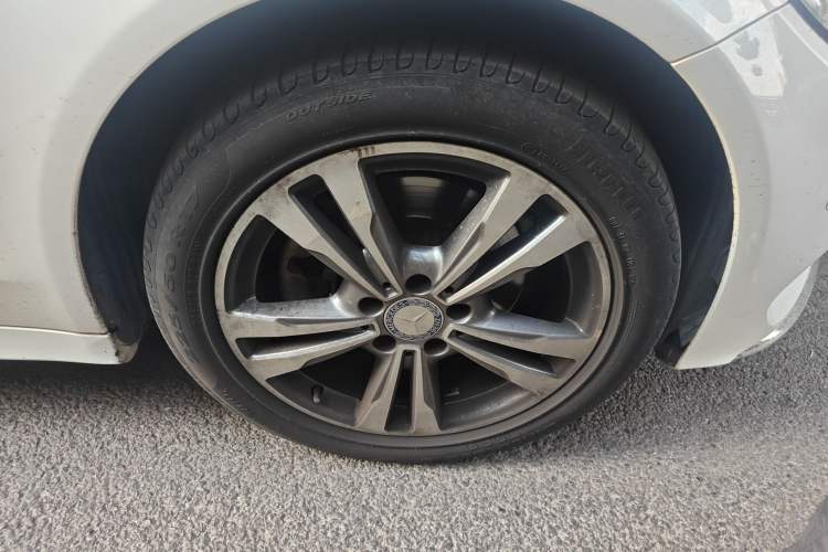 Used Mercedes-Benz C-Class 2016 C 200 L Sport Edition Right Front Wheel Hub