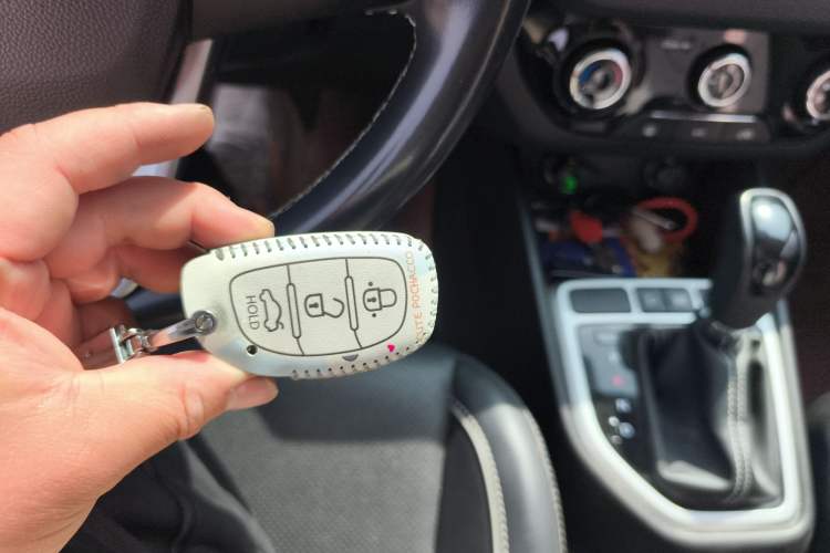 Used Hyundai ix25 2017 1.6L Automatic Smart Version Vehicle Key