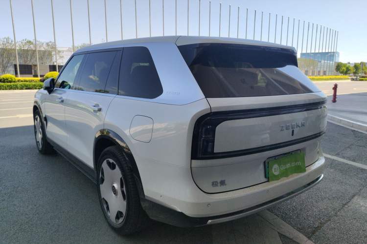 Used Zeekr 9X 2025 Hyper Edition Rear Left 45 Deg