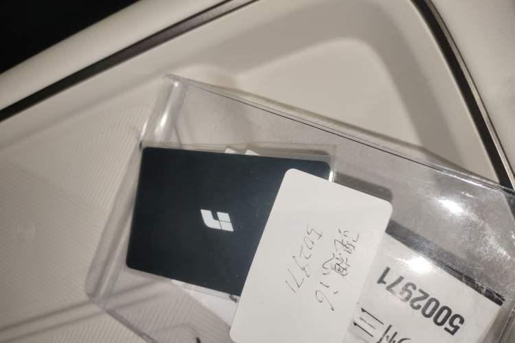 Used Li Auto Li Auto i6 2025 Model Two-Wheel-Drive Standard Type