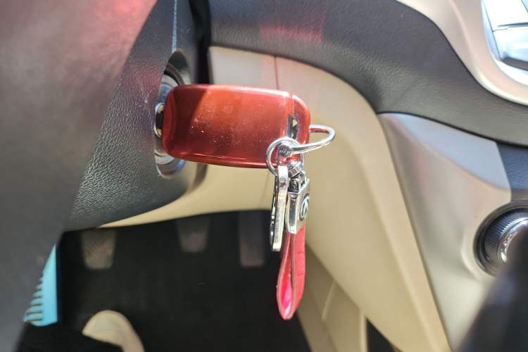 Used CHANGAN Eado 2015 1.6L Manual Luxury Model China V Standard