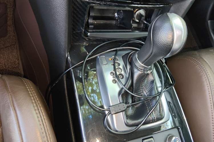 Used Infiniti QX70 2013 3.7L Supreme Edition