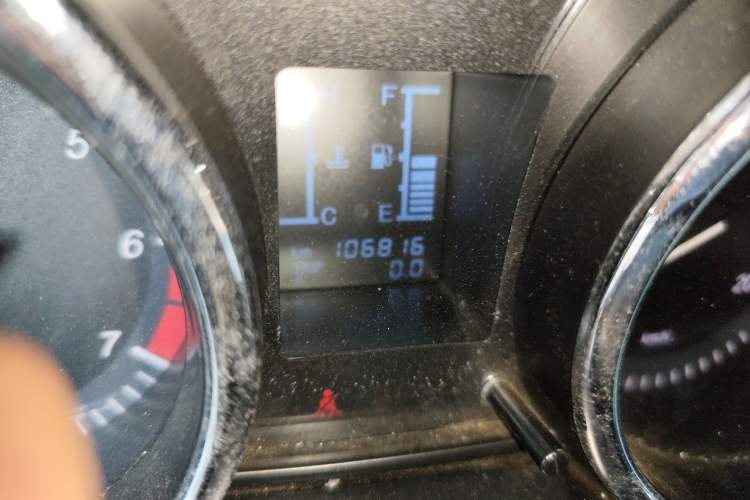 Used HYOSOW S3 2014 1.5L Luxury Version China IV Emission Standard
