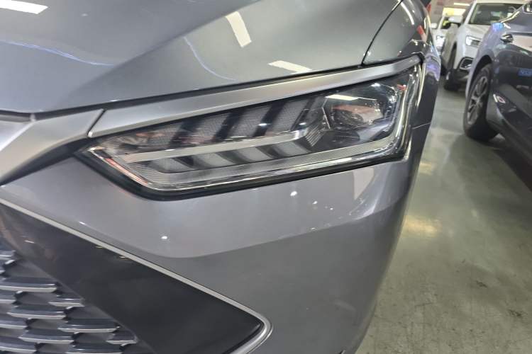 Used BYD Qin PLUS 2024 HONOR Edition DM-i 55KM Leading Model
