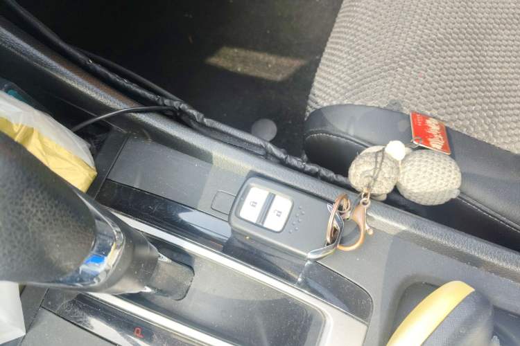 Used Honda Jade 2014 1.8L Automatic Comfort Elite Version 5 Seats
