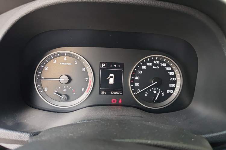 Used Hyundai Tucson 2015 1.6T Dual-Clutch Two-Wheel-Drive Smart Model
