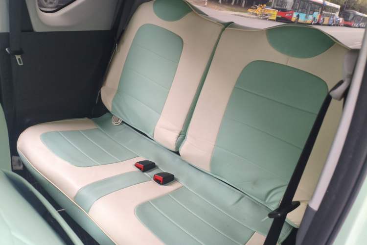Used Wuling Hongguang MINIEV 2021 Macaron Premium Model – Lithium-NMC Left Rear Seat