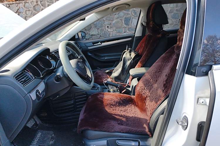 Used Volkswagen Sagitar 2018 1.6L Automatic Comfort Model Left Front Seat