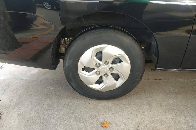 Used JAC Refine M4 2018 2.0L Manual Express Version
