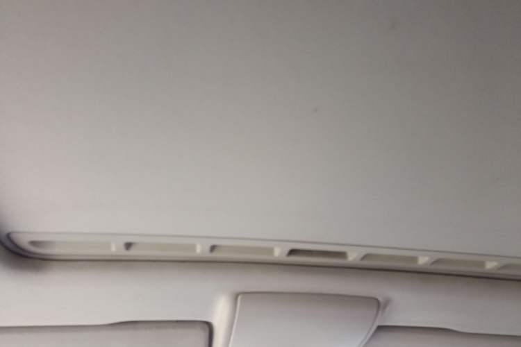 Used Volkswagen Lavida 2013 Revised Version 1.4 TSI Manual Comfort Edition Headliner