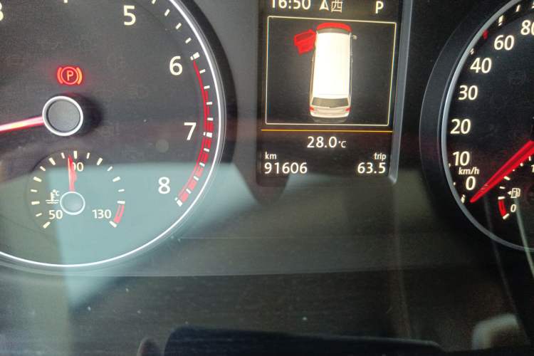 Used Volkswagen Multivan 2018 2.0 TSI Four-Wheel Drive Comfort Edition 7-Seater
