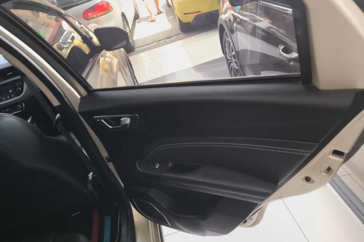 Used Geely Auto Vision X3 2017 1.5L Automatic Luxury Model