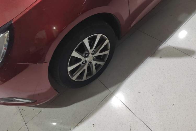 Used Chevrolet Malibu 2018 530T Automatic Luxury Edition Left Front Wheel Hub