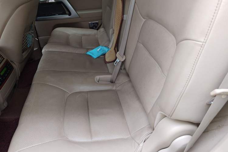 Used Toyota Land Cruiser 2012 4.0L Automatic VX Left Rear Seat