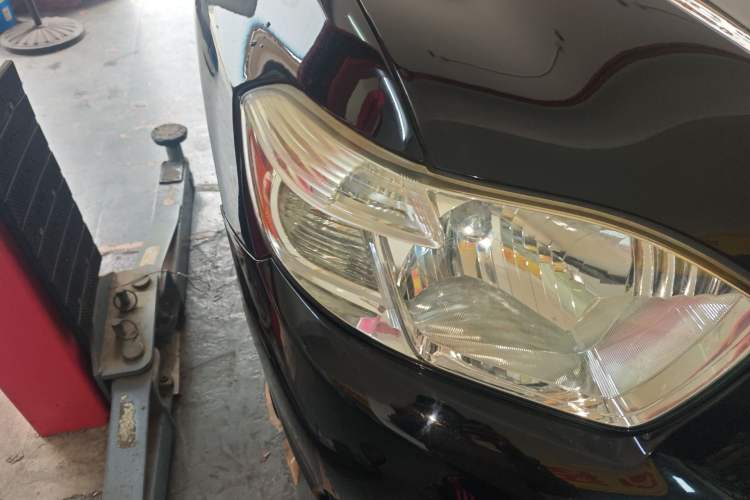 Used Toyota Highlander 2009 3.5L 4x4 7-Seater Supreme Edition Right Front Headlight