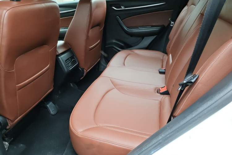 Used Brilliance V6 2018 1.5T Manual Luxury Model Left Rear Seat