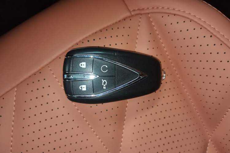 Used CHANGAN CS75 PLUS 2025 4th Generation 1.5T New Blue Whale Smart Luxury Edition