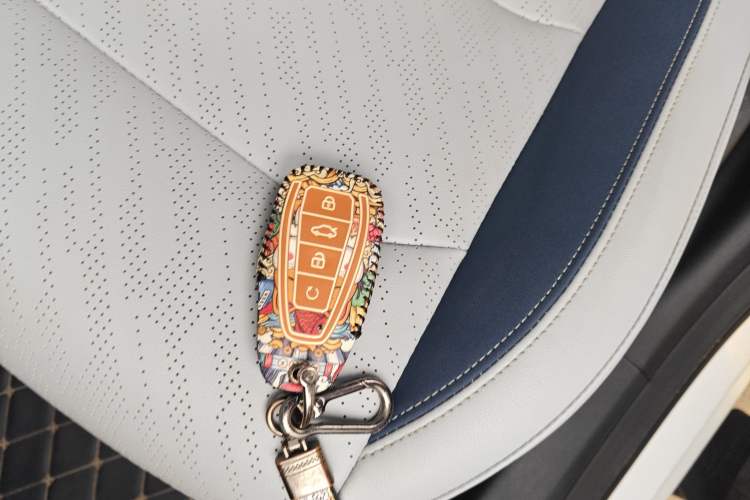 Used Geely Auto Emgrand 2022 4th Generation 1.5L CVT Flagship Model Vehicle Key