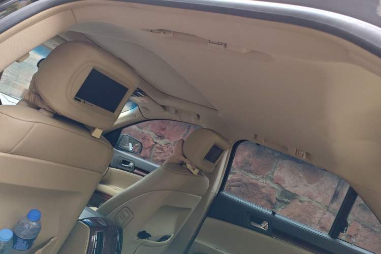 Used Cadillac SLS Seville 2011 2.0T Elite Edition Headliner