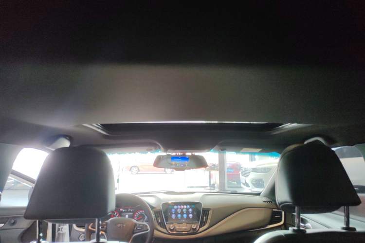 Used Chevrolet Monza 2019 RS 330T Automatic Comfort Edition China VI Standard Headliner