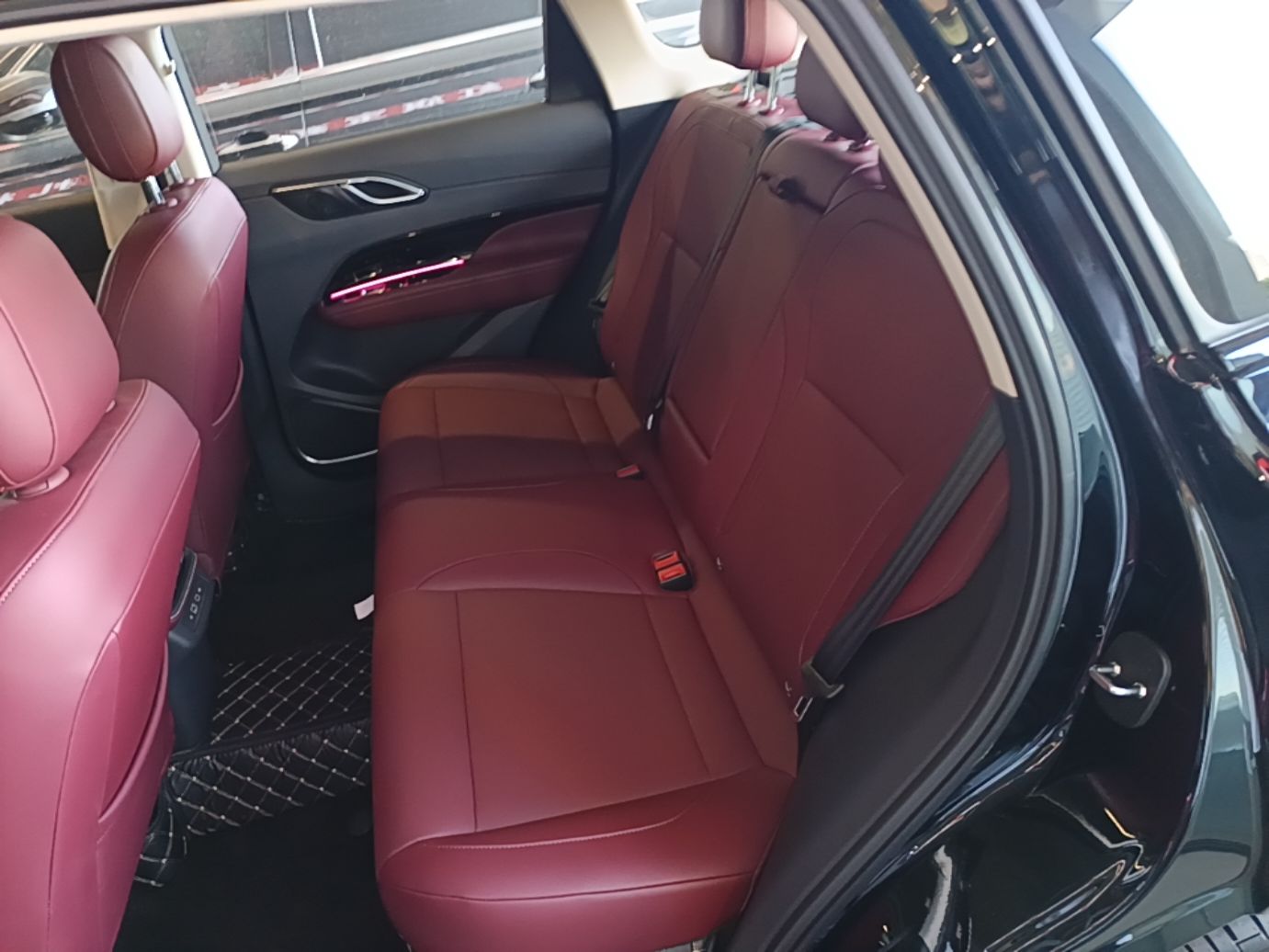 Hongqi HS3 PHEV 2025 Model 117km Jingwei Edition — снимка 20